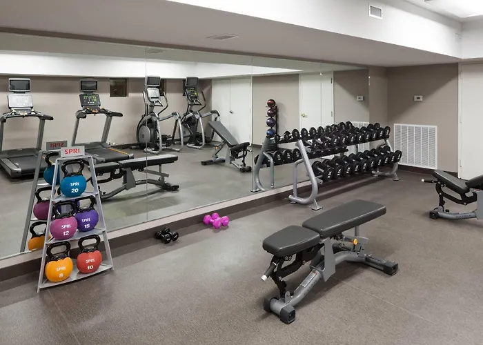 Residence Inn Kansas City Country Club Plaza