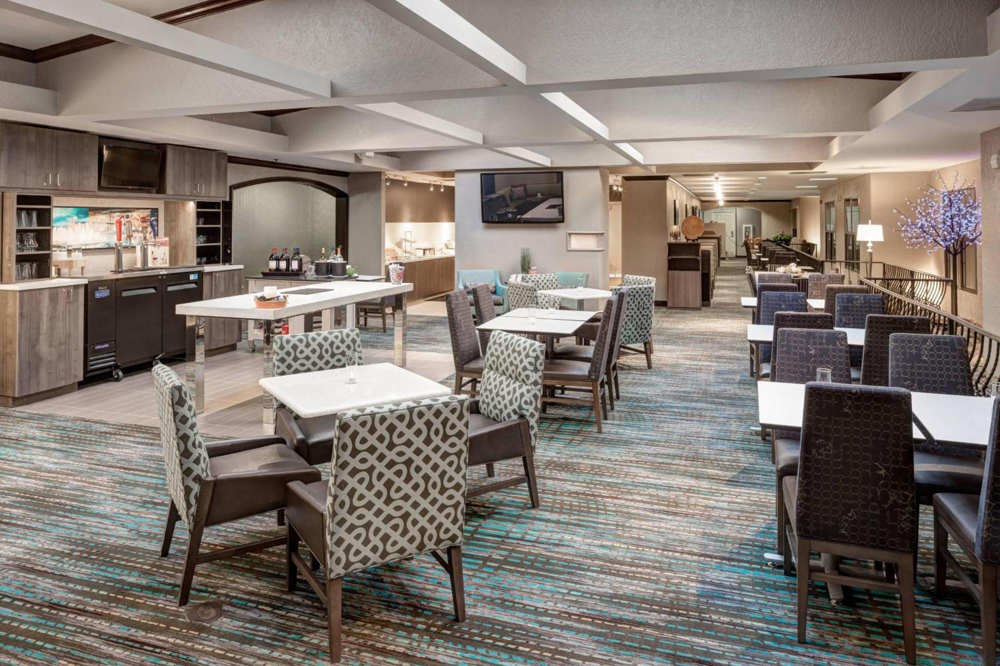 Kansas Country Club Plaza Hotel 3*