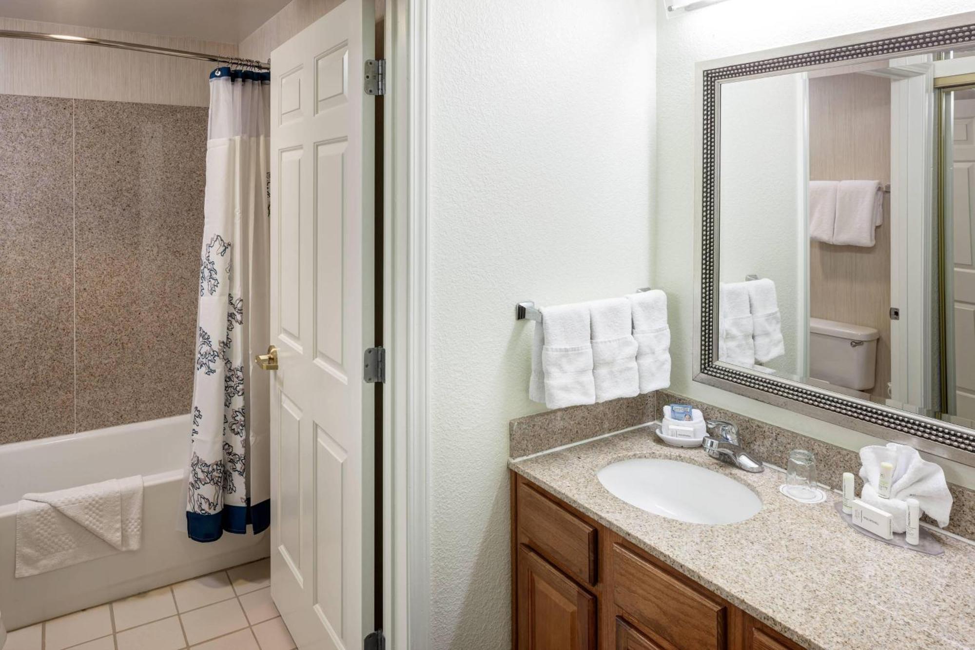 Kansas Country Club Plaza Hotel 3*