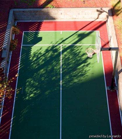 Kansas Country Club Plaza Hotel